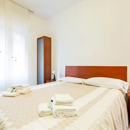 Gambara Bright Flat Apartment *